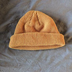 beanie yellow